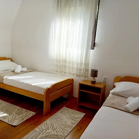 Holiday home Tara Rajak *