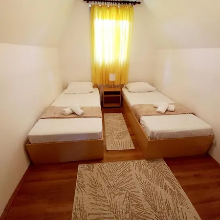 Tara Rajak * Zaovine