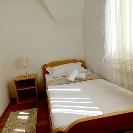 Tara Rajak Holiday home